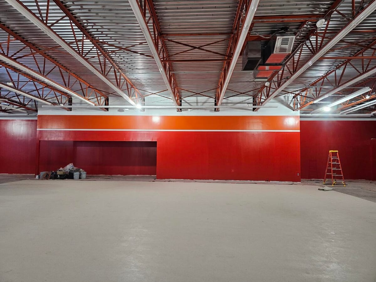 AutoZone, a new-build retail painting project completed by Straight Line Painting