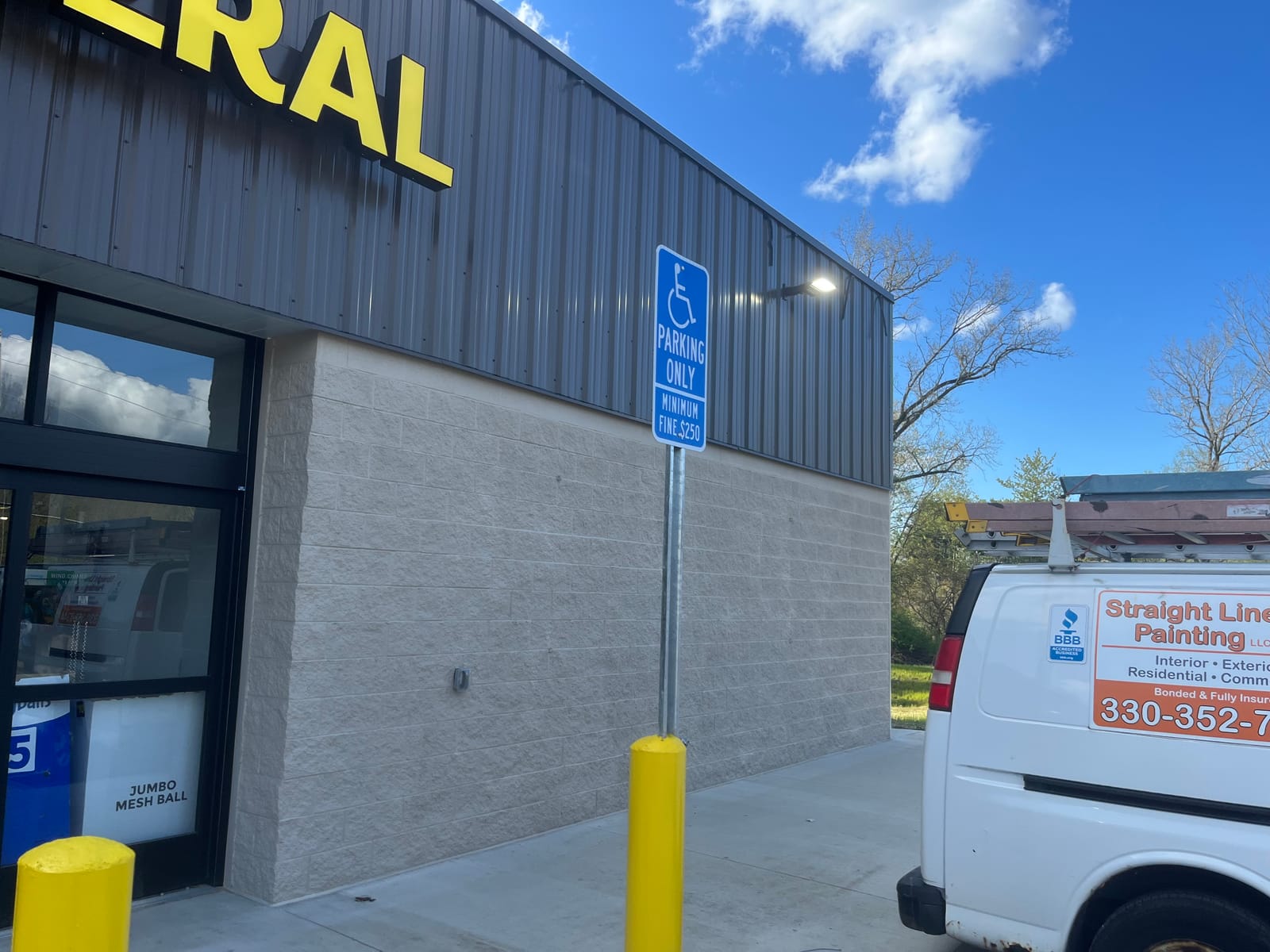 Dollar General, a new-build retail painting project completed by Straight Line Painting